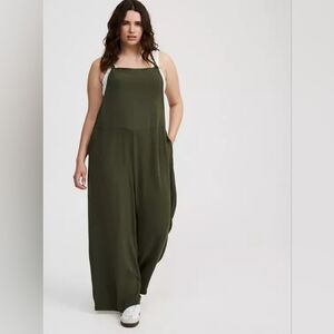 Torrid Olive Wide Leg Overalls 1X 14 16 Short Length Nwt